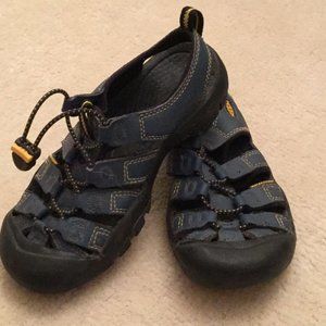 KEEN Unisex Kid Newport H2 Sandal Size 12.5